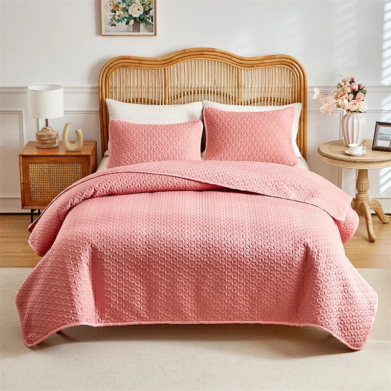 Lightweight Quilted Coverlet Bedspread