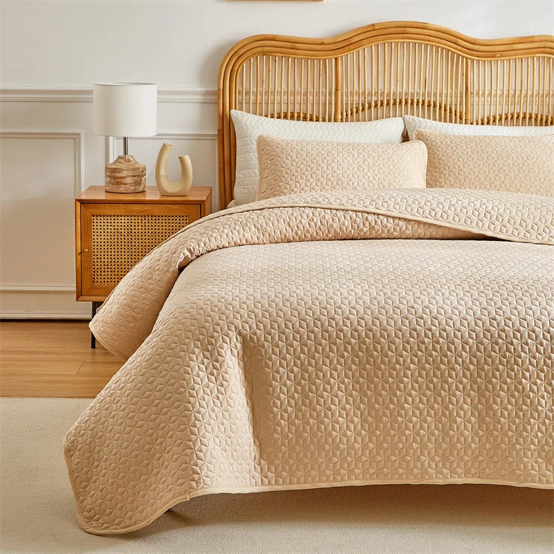 Lightweight Quilted Coverlet Bedspread