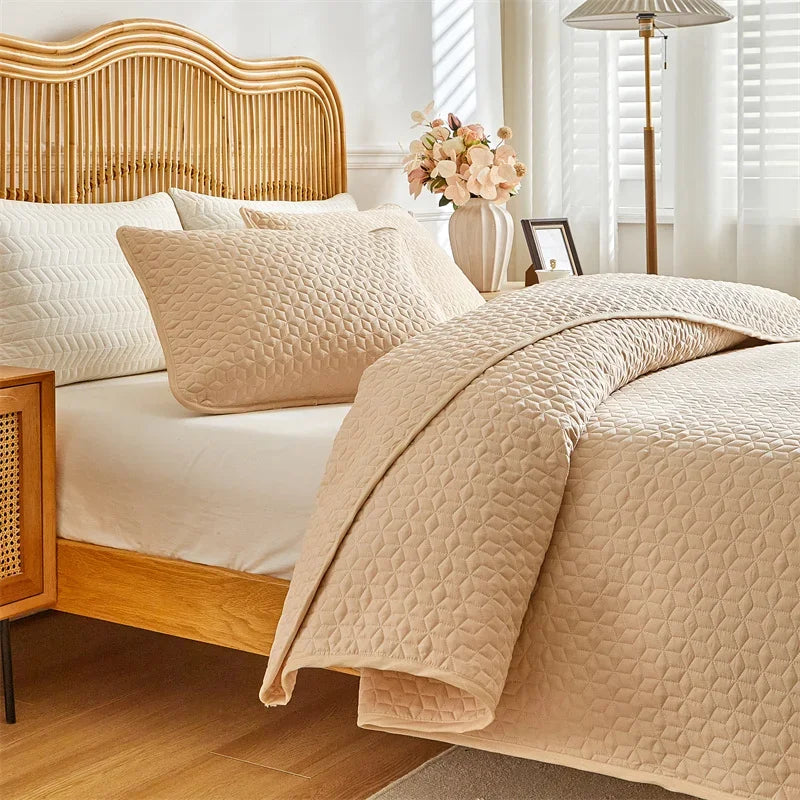 Lightweight Quilted Coverlet Bedspread