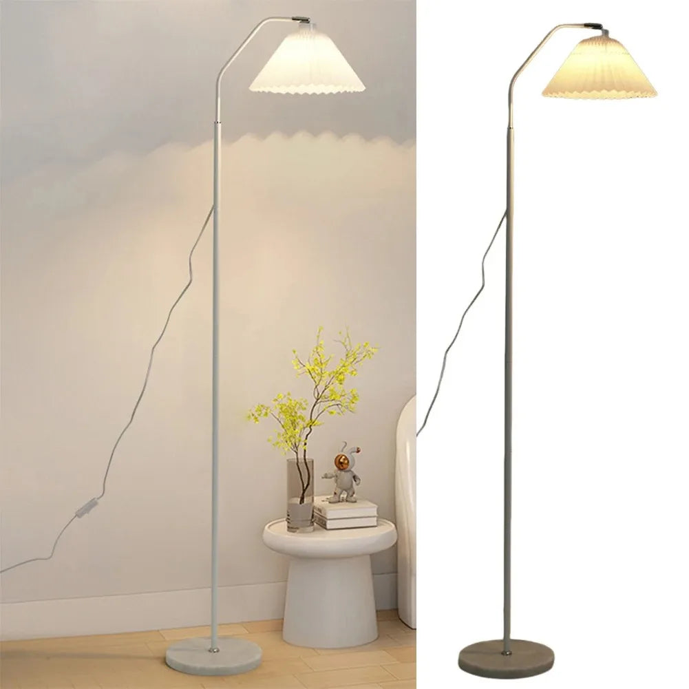 Modern LED Floor Lamp – 3 Colour Temperatures