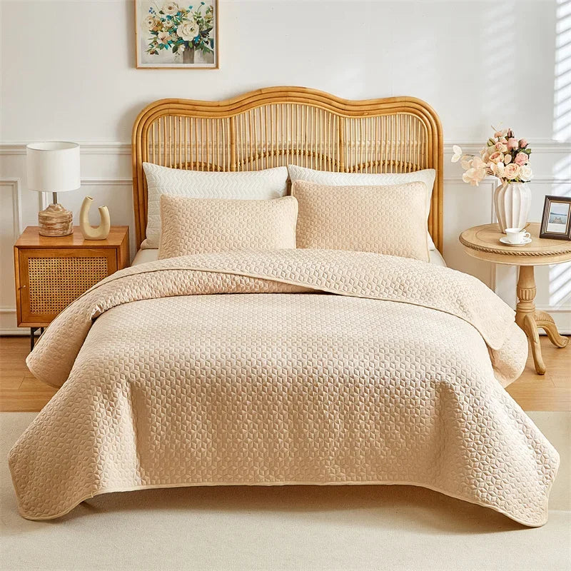Lightweight Quilted Coverlet Bedspread