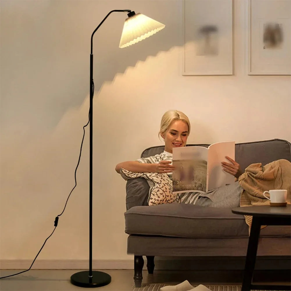 Modern LED Floor Lamp – 3 Colour Temperatures