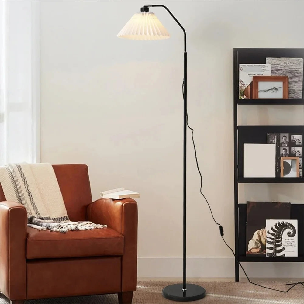 Modern LED Floor Lamp – 3 Colour Temperatures