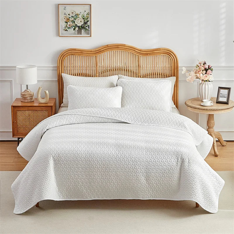 Lightweight Quilted Coverlet Bedspread